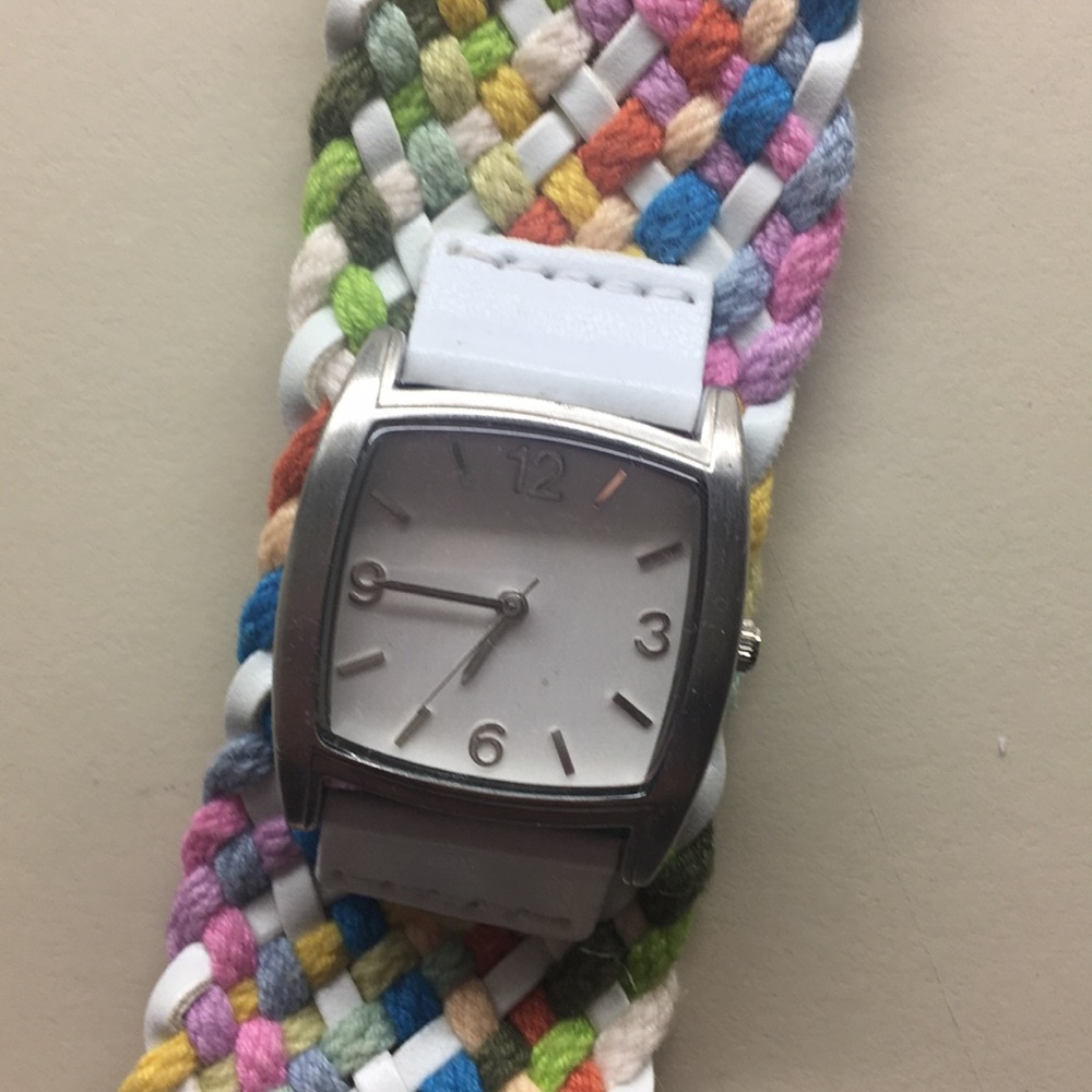 Watch - Picture 2 of 3